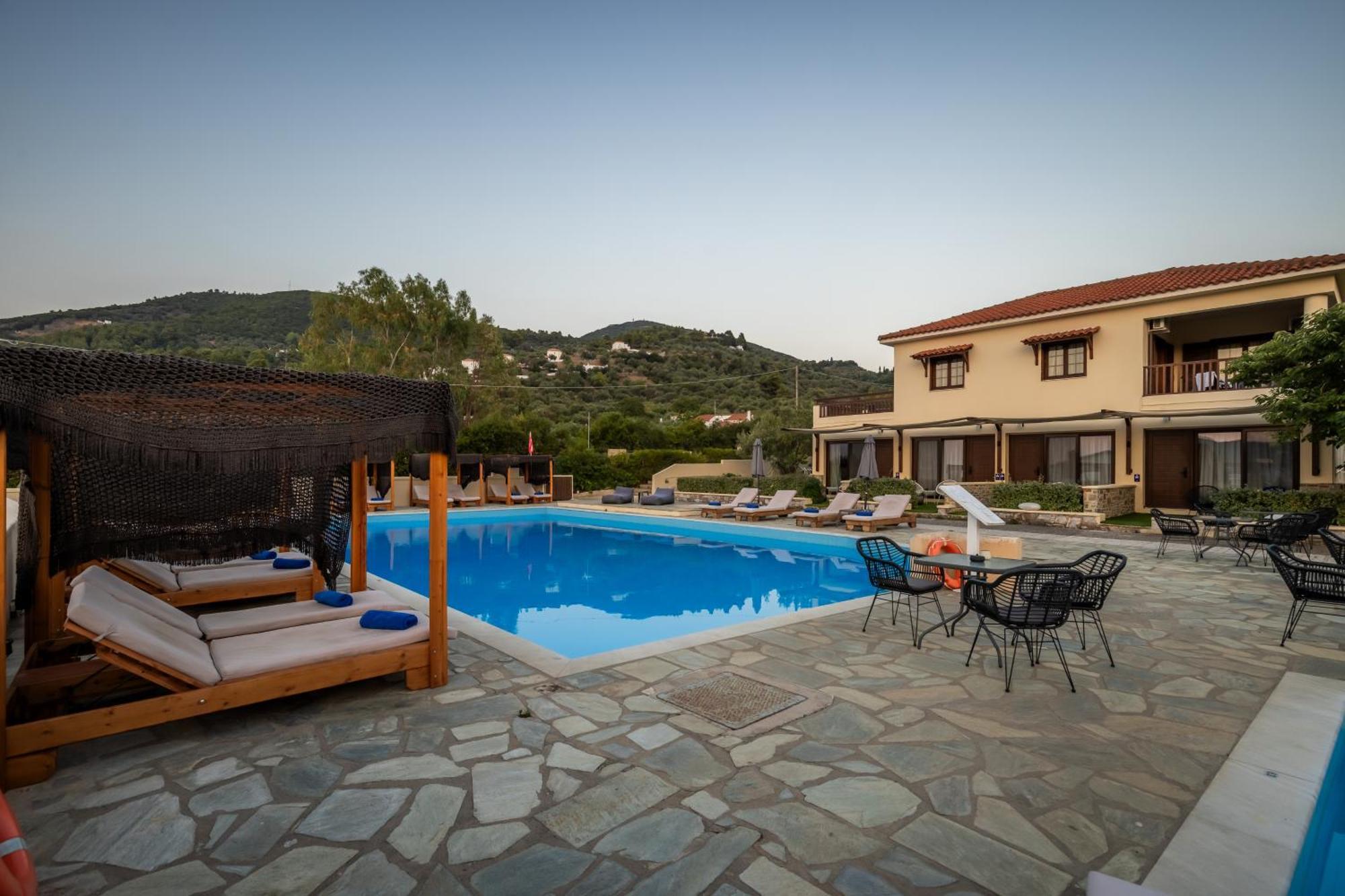 Holidays & 5* Skopelos Town