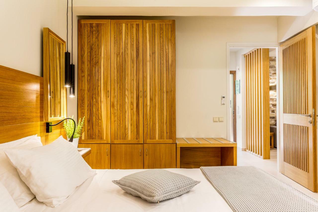 Hotel Holidays & 5*
